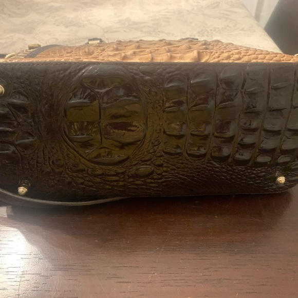 Brahmin medium duxbury tote - Picture 9 of 10